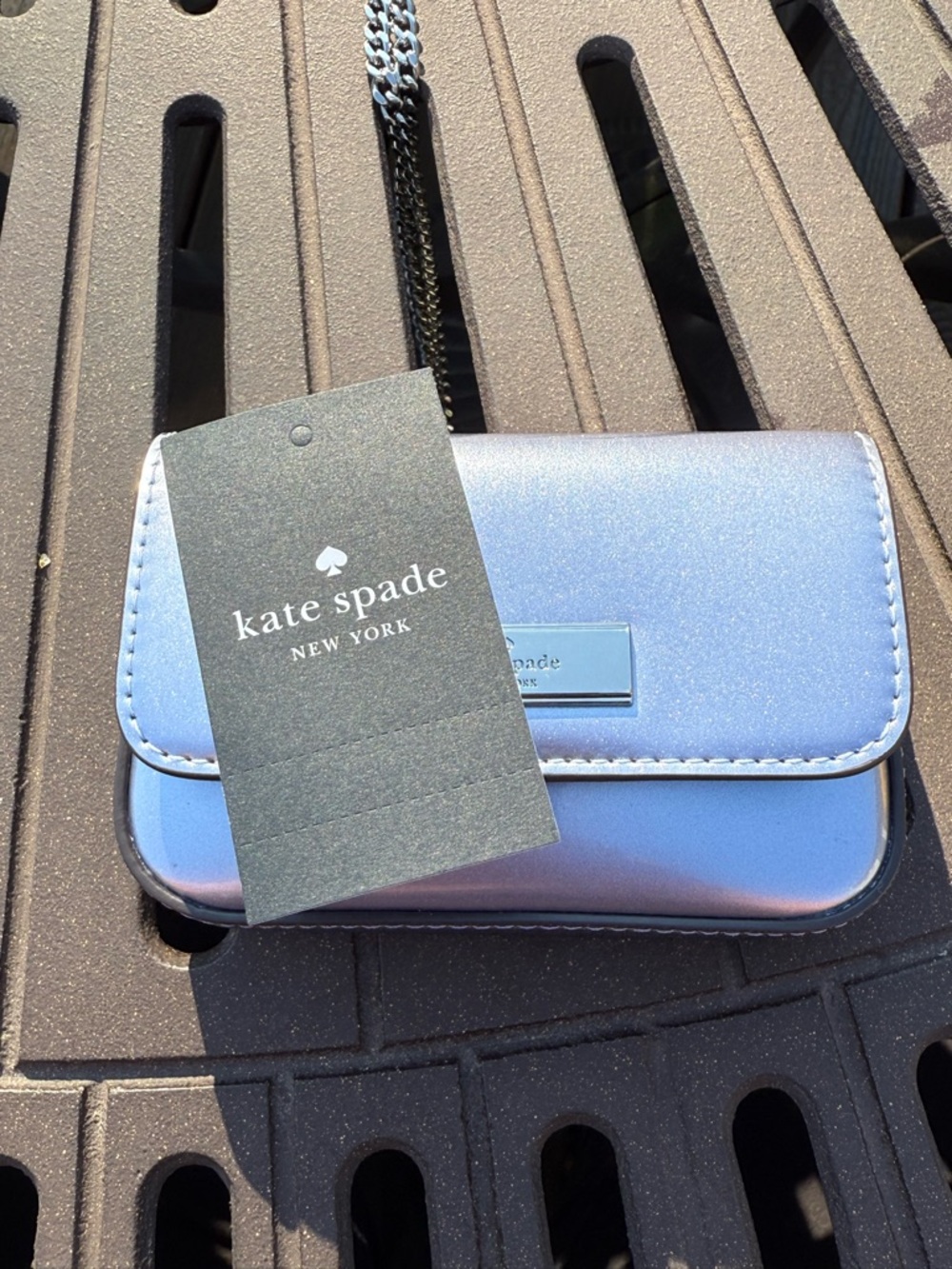Kate Spade New York Kenzie Card Case Crossbody in a metallic finish, NWT - Picture 7 of 12